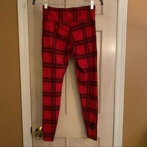 Flywheel cycling leggings - red & black plaid ❤️🖤